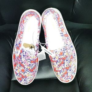 Old Navy women's slip on sneakers